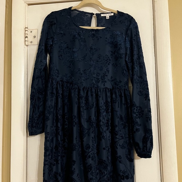 Dresses & Skirts - City Vibe size S